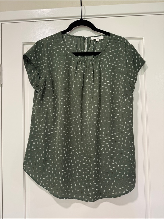 Monday Fun Tops - Olive Green Short Sleeve Printed Blouse